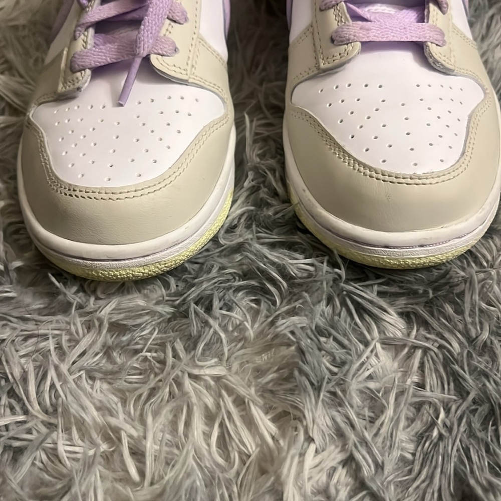 Nike Dunks - Picture 3 of 7